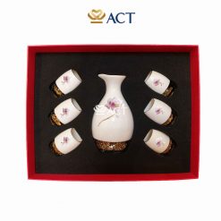 binh ly ruou sen hong hop