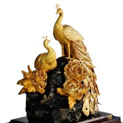 Tượng chim công hoa mẫu đơn dát vàng