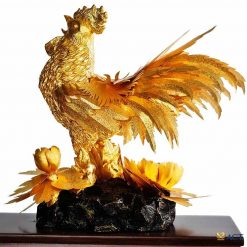 Tượng gà trống dát vàng