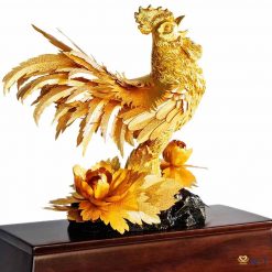 Tượng gà trống đế gỗ óc chó