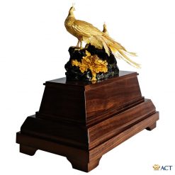 Tượng đôi chim công dát vàng