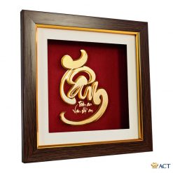 Chữ tâm thư pháp dát vàng 24k