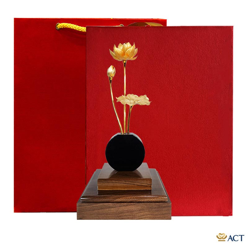 Chậu sen 3 cành dát vàng