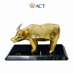 tượng trâu dát vàng