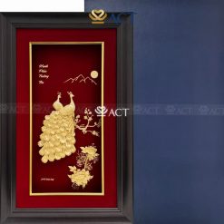 hop dung tranh chim cong