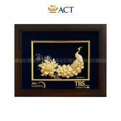 tranh chim công dát vàng