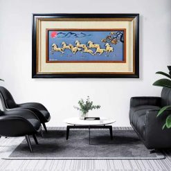 Tranh mã đáo thành công trong phòng khách