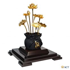 Chậu sen 8 cành đặt trong phòng khách hoặc phòng làm việc